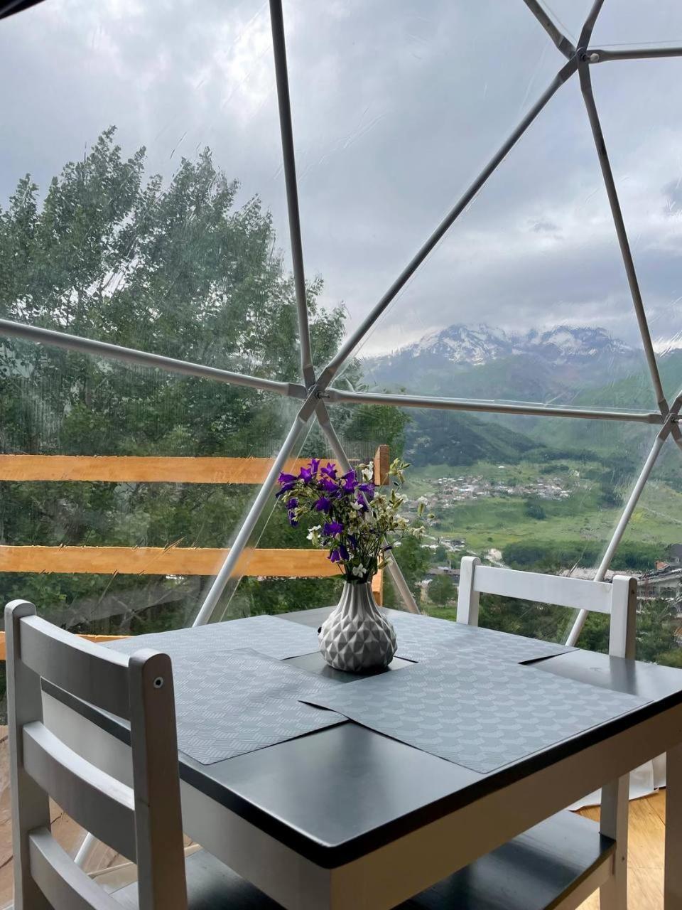Hotel Elia Glamping à Kazbegi Extérieur photo