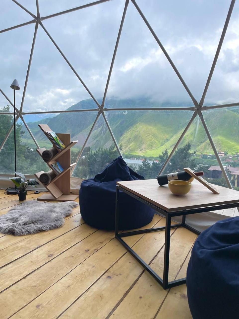 Hotel Elia Glamping à Kazbegi Extérieur photo