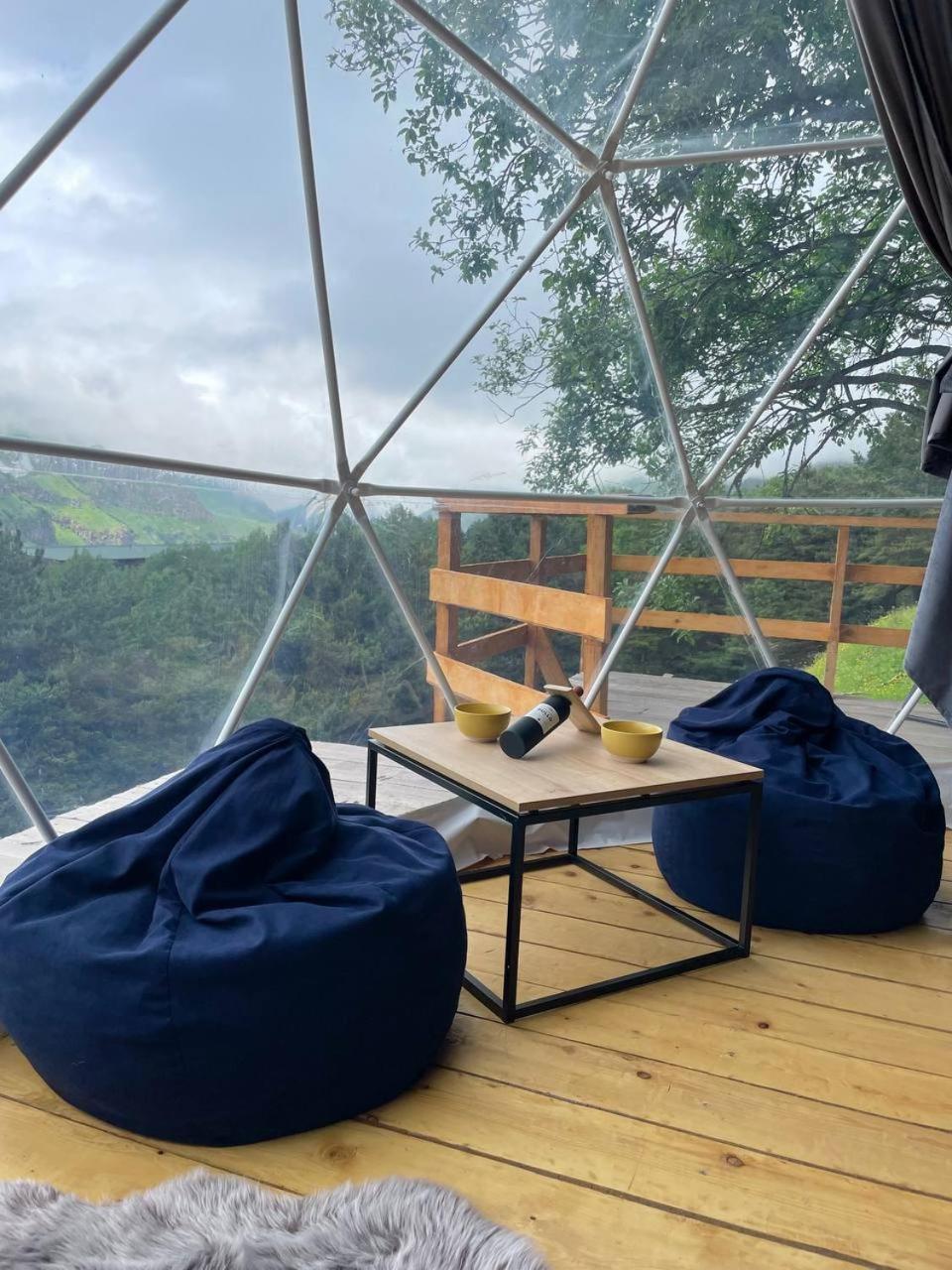 Hotel Elia Glamping à Kazbegi Extérieur photo