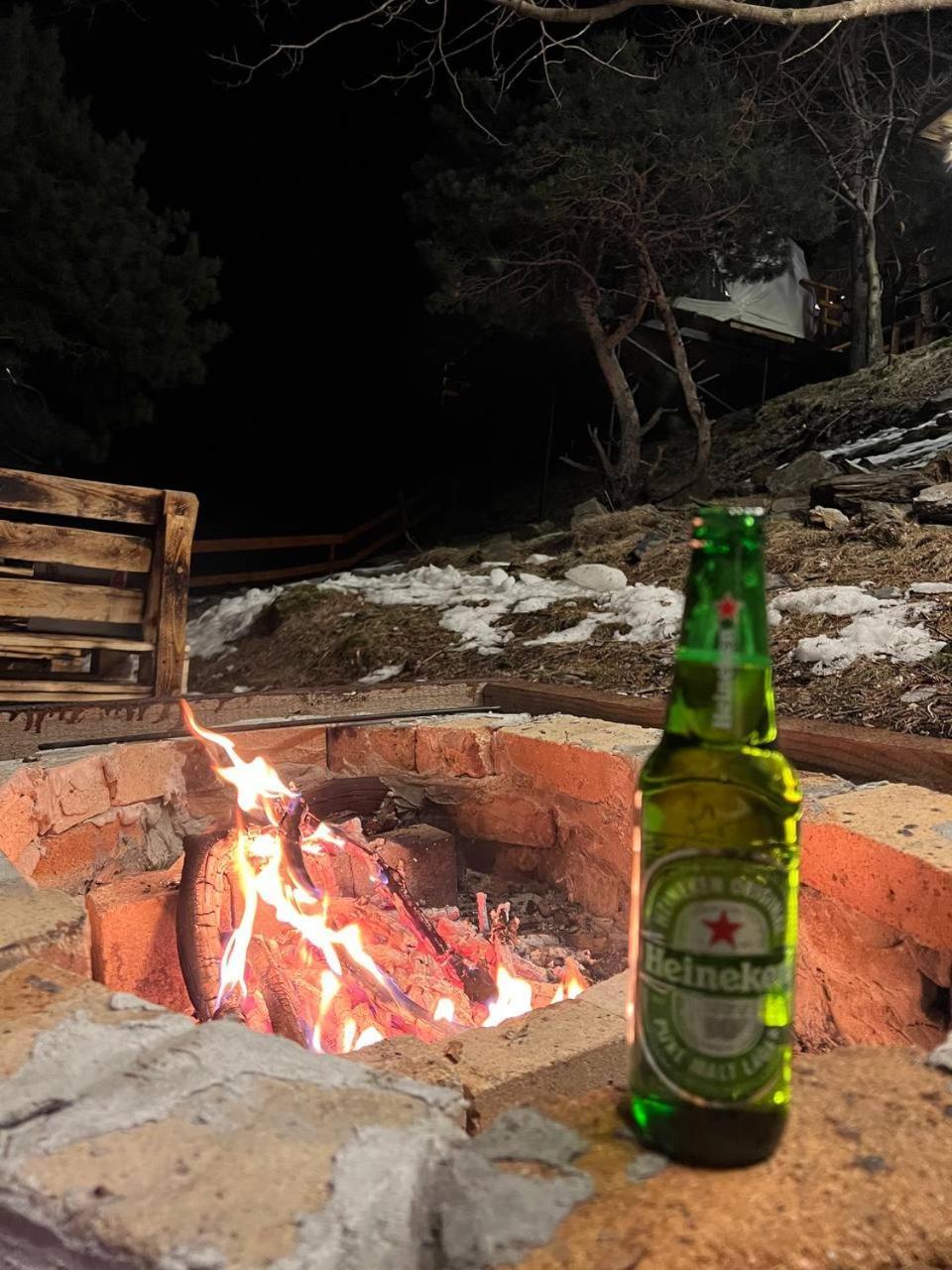 Hotel Elia Glamping à Kazbegi Extérieur photo