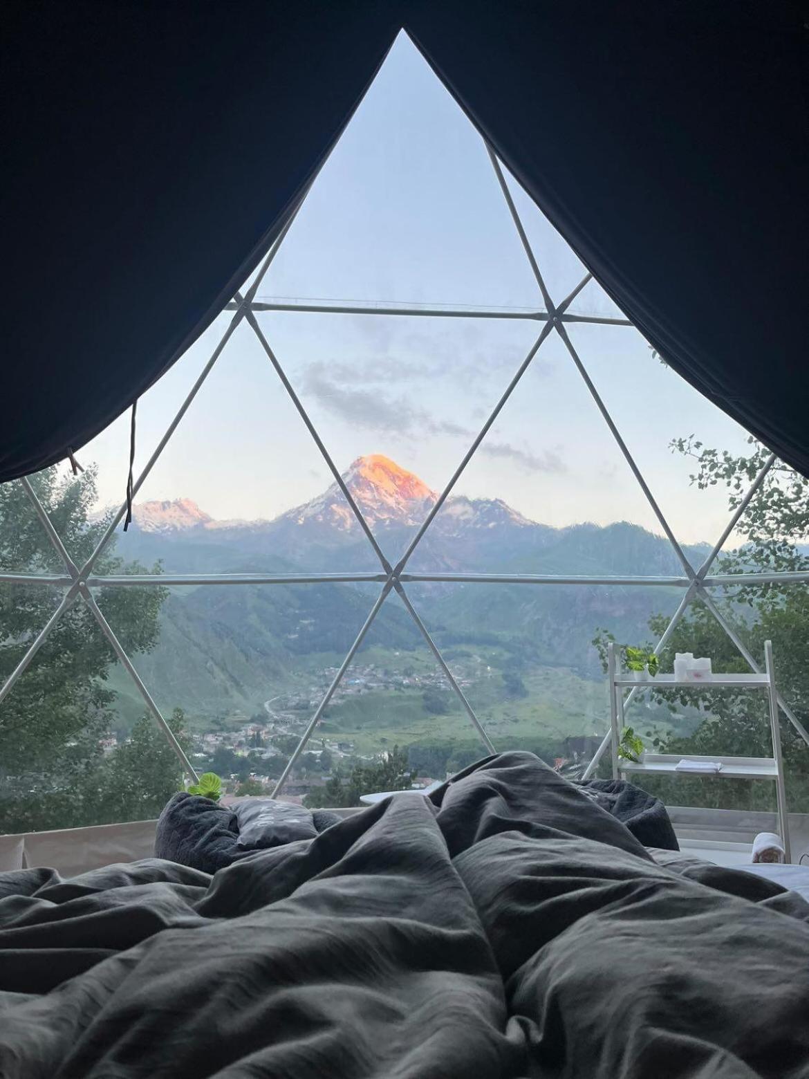 Hotel Elia Glamping à Kazbegi Extérieur photo